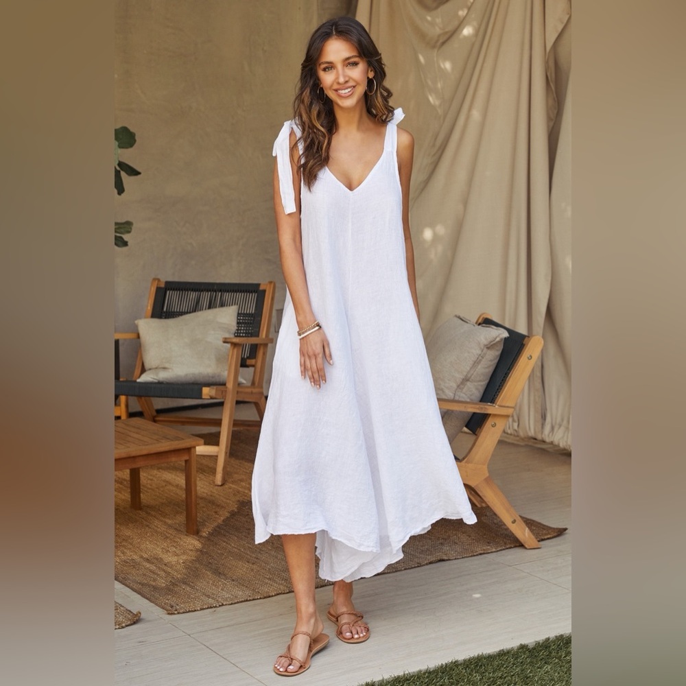 (9879/255108-SOL-WHT) TIE SHOULDER V-NECK LINEN JUMPSUIT - Picture 4 of 4